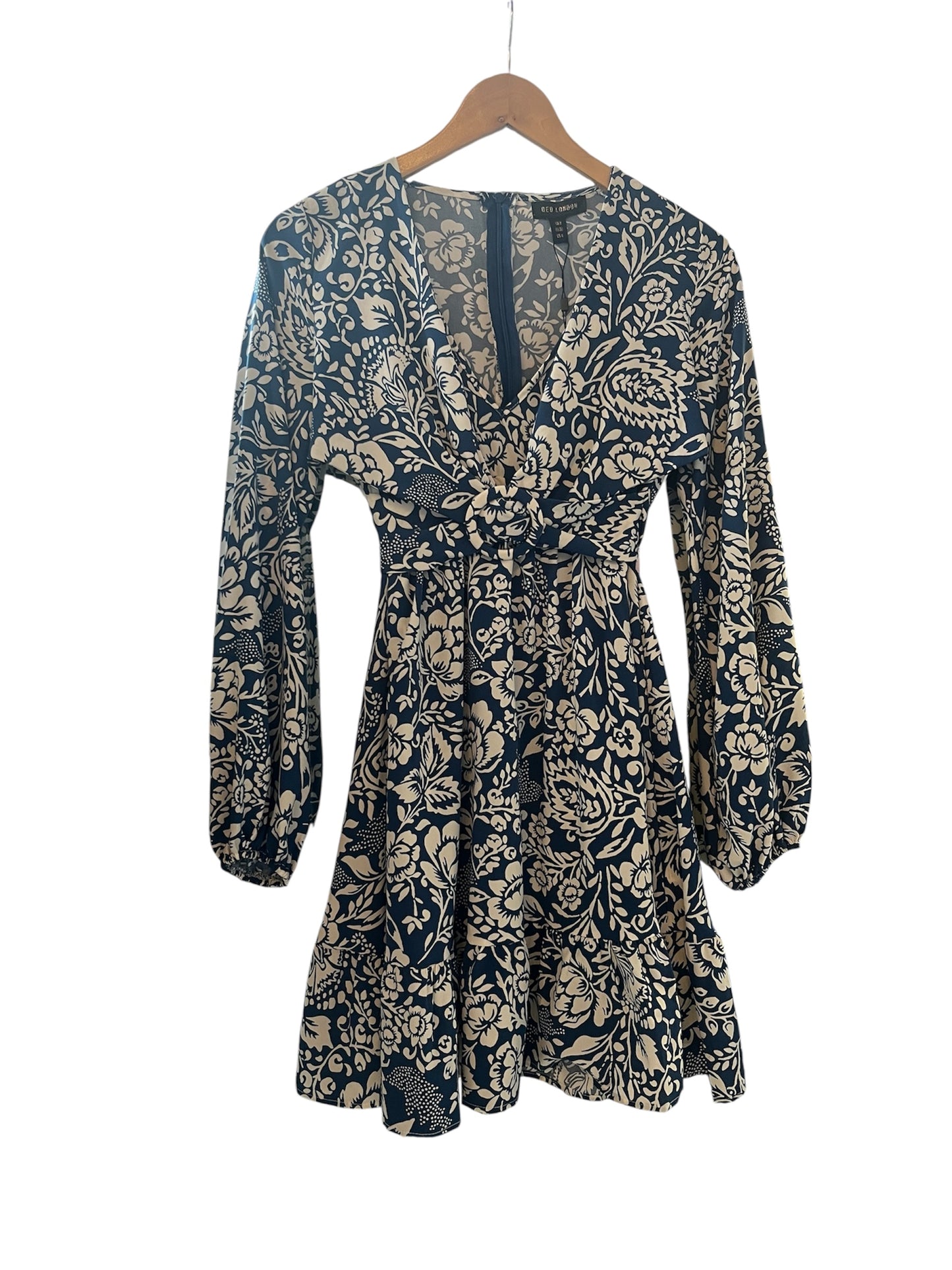 Ring front Cross Dress