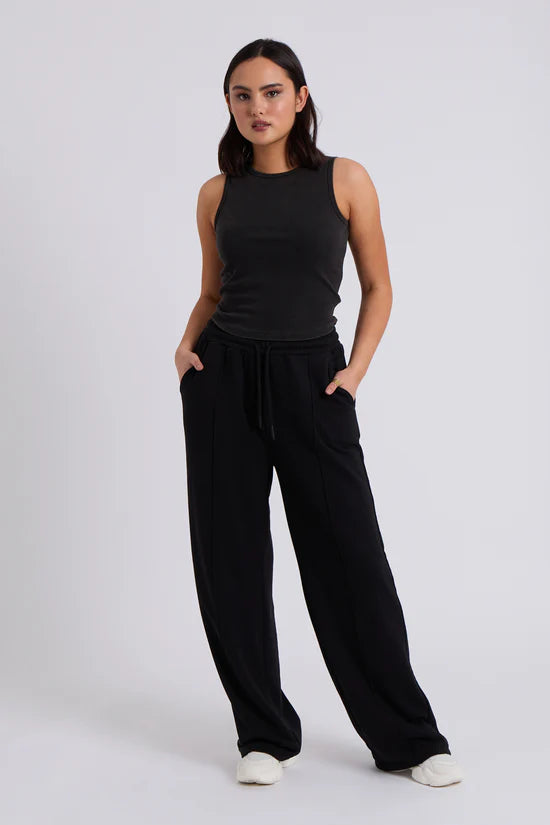 Wide leg Jogger