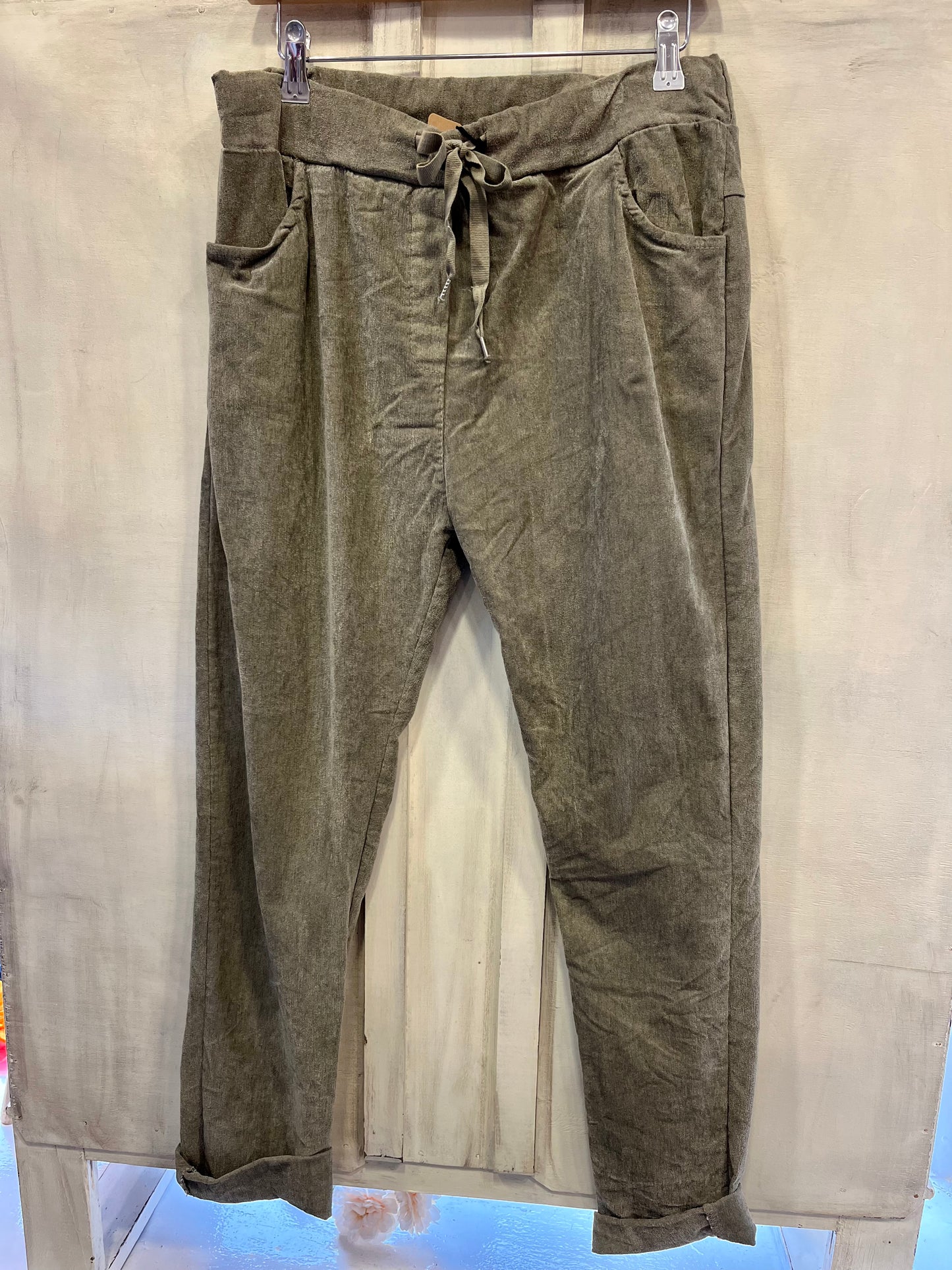 Cord Stretch Trousers