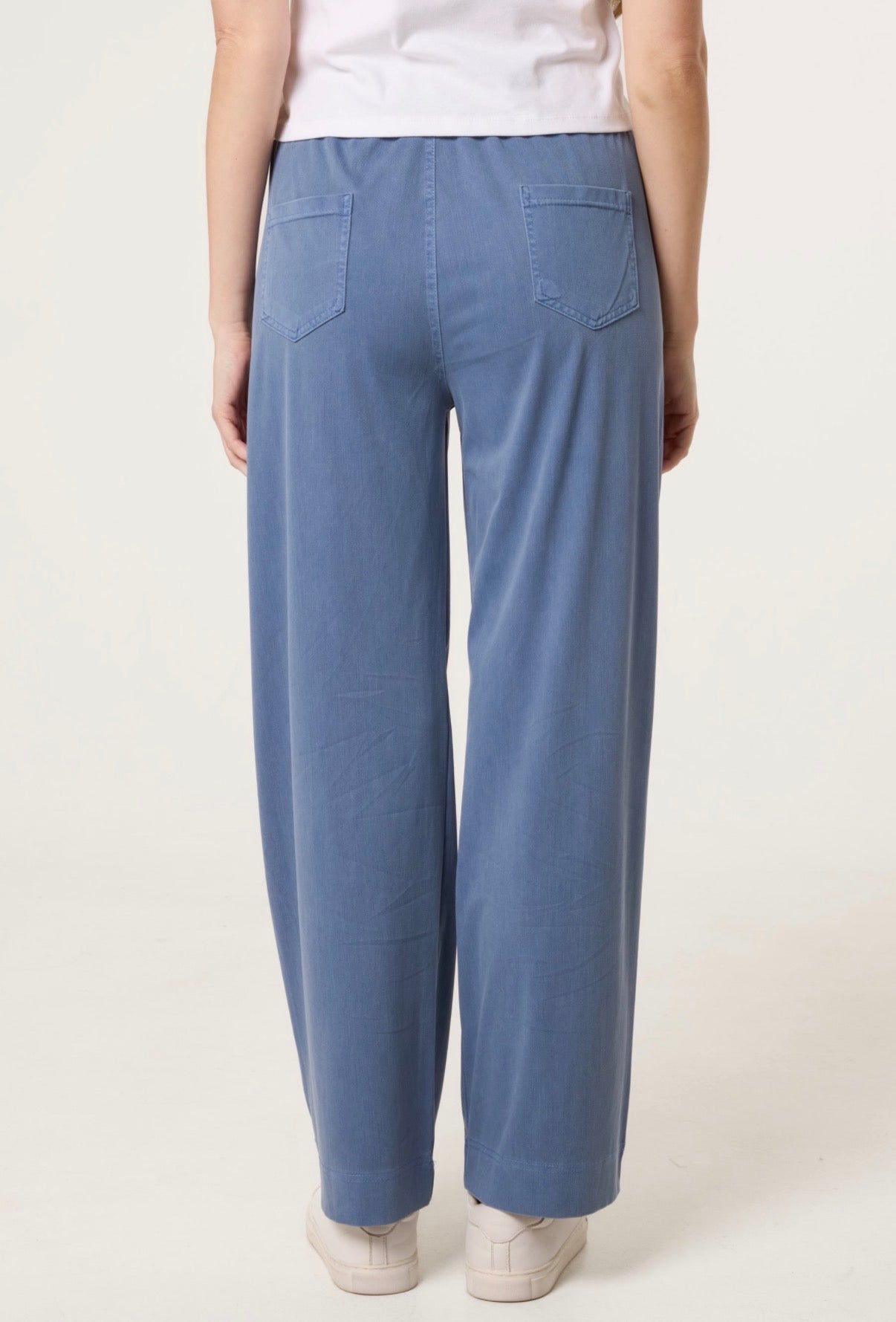 Anna Jeans