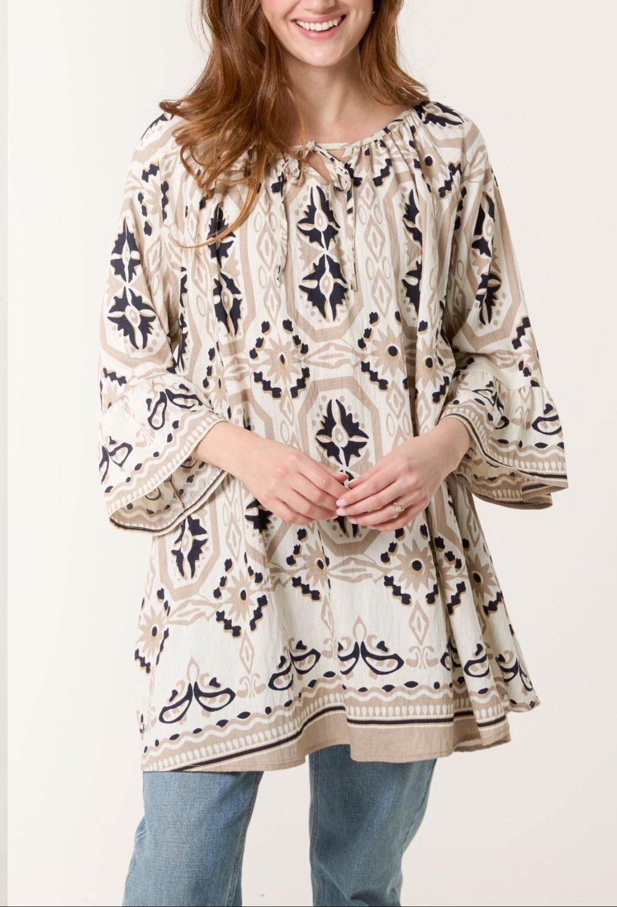 Bell Sleeve Print