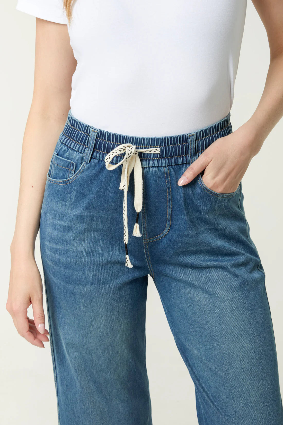 Wide Leg Stretch Jeans