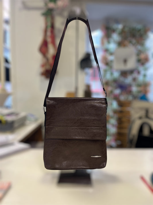 Simple Satchel