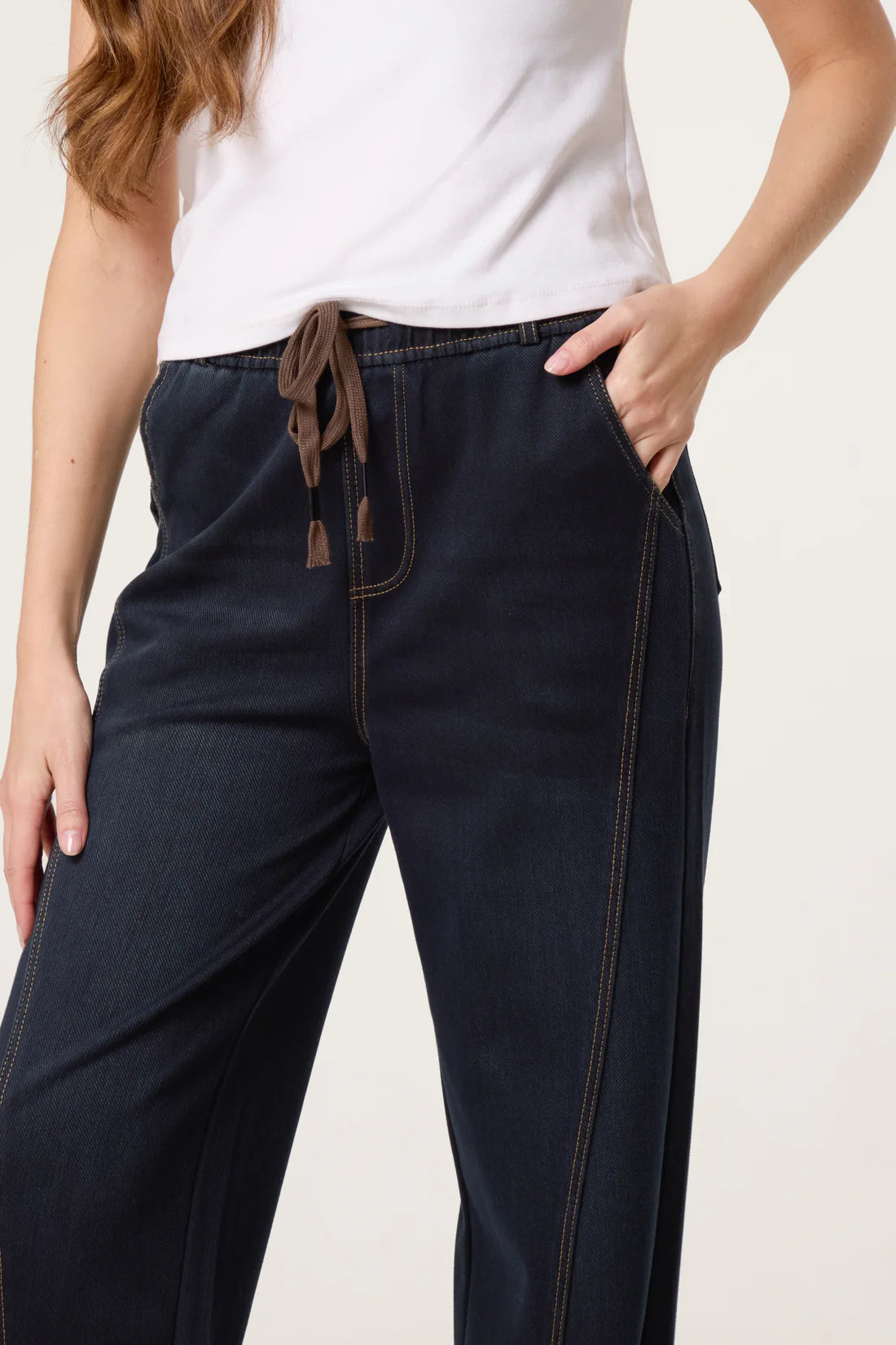 Seam Detail Jean Dark
